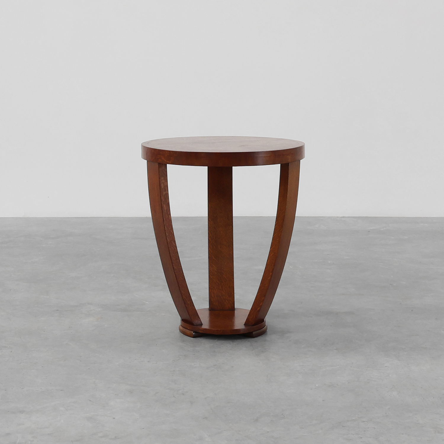 Art Deco side table in wood and chess style veneered top, France ca. 1940-img